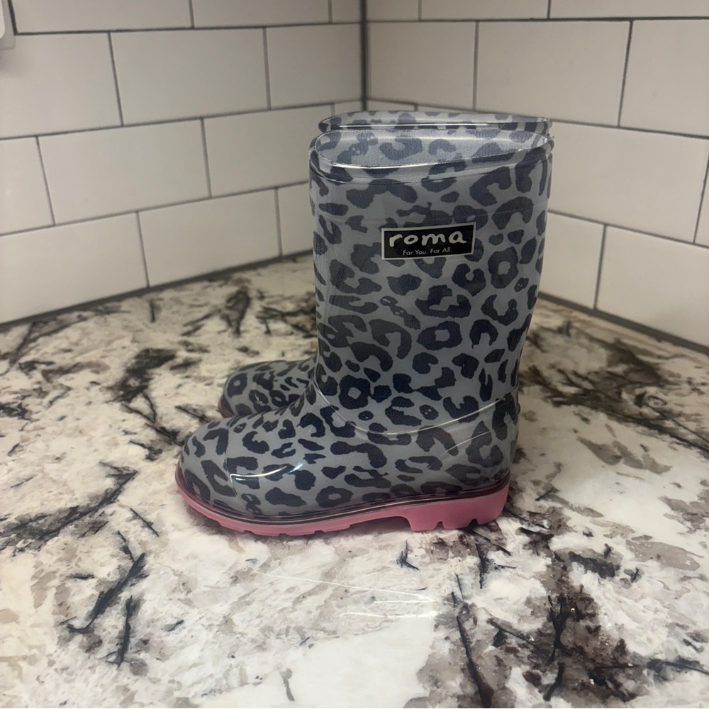 Roma Gray Leopard Print Boots with Pink Soles